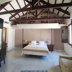 Torre De La Mezquita Apartment