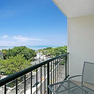 Hotel Mantra Esplanade, Cairns