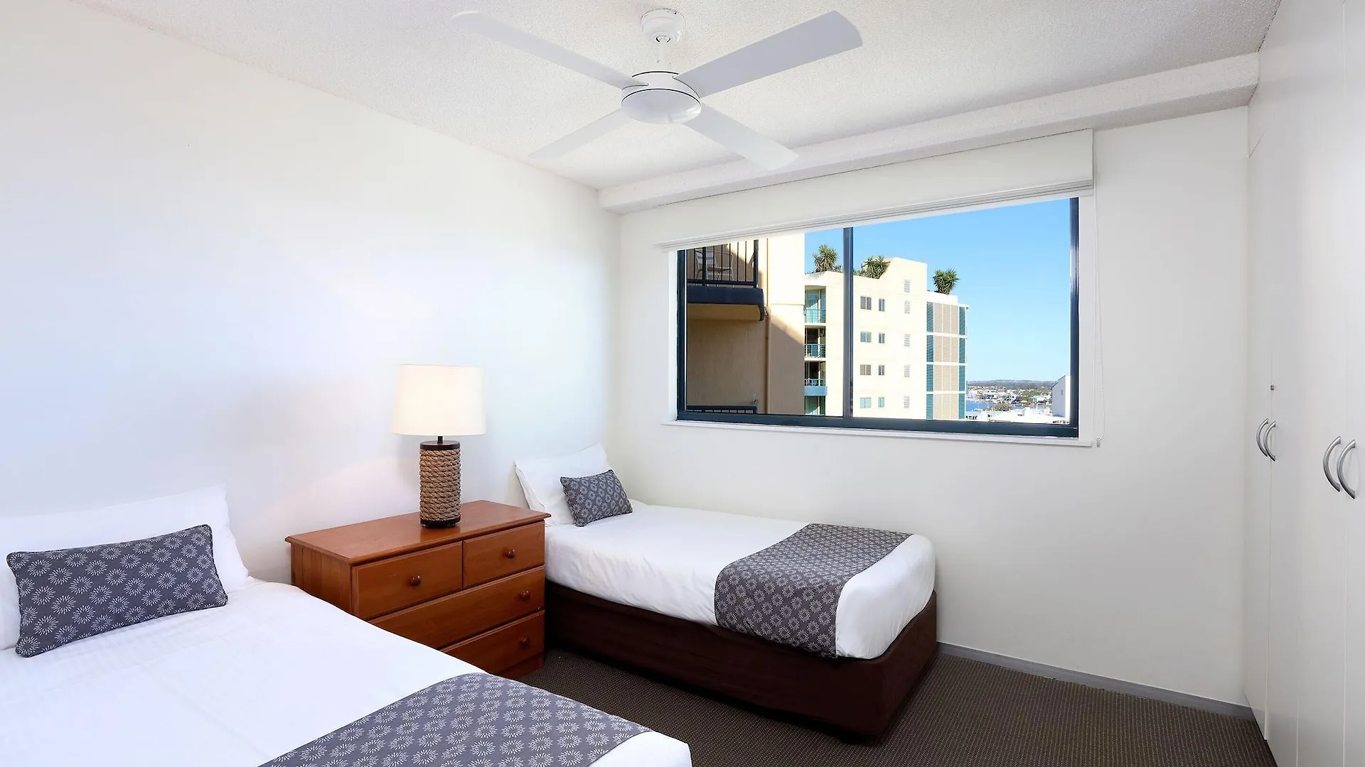 Peninsular Beachfront Resort Mooloolaba 4*,